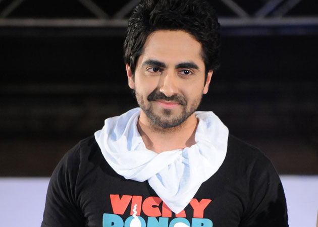 Ayushmann Khurrana takes cooking tips