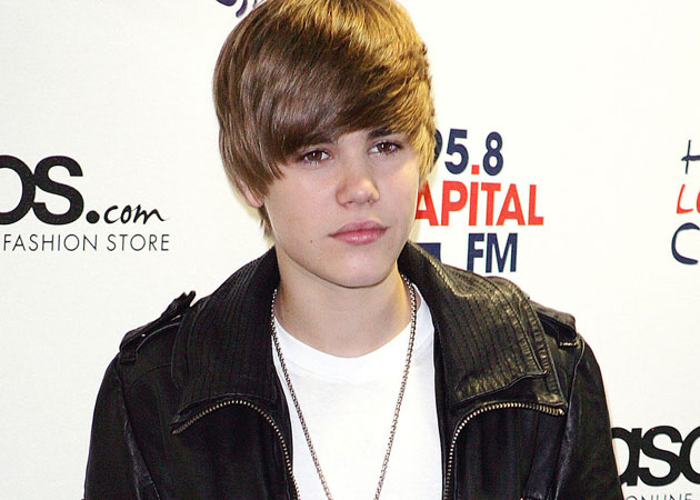 Justin Bieber's fan spends USD 100,000 to look like him
