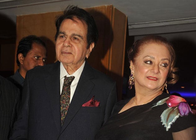 Dilip Kumar and Saira Banu celebrate their anniversary today