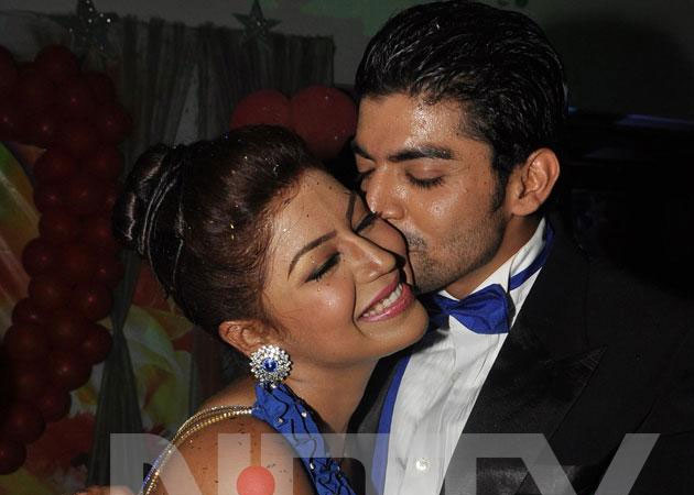 Gurmeet Choudhary, Debina Bonnerjee back on <i>Nach Baliye 6</i>