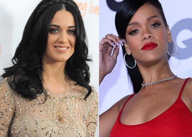 Katy Perry will not strip like Rihanna
