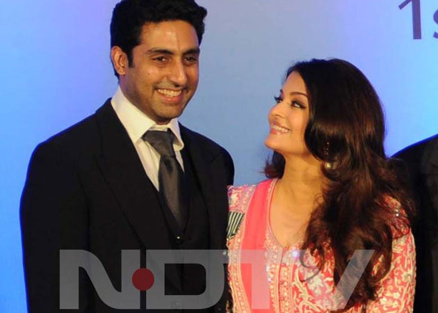 Abhishek Bachchan thanks fans on Aishwarya's behalf