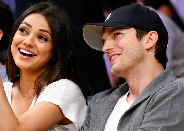  Ashton Kutcher's reaction fuels Mila Kunis' pregnancy rumours