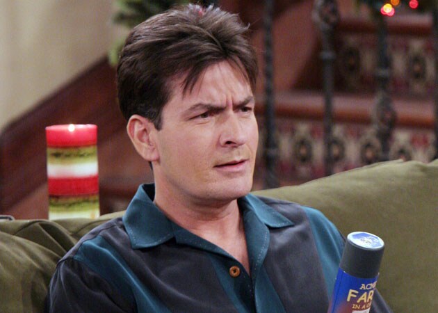 Charlie Sheen donates $10,000 to fight epilepsy