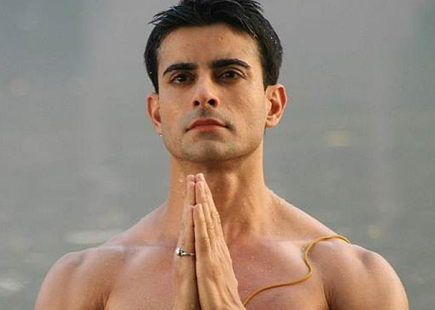 Gautam Rode prefers acting to hosting