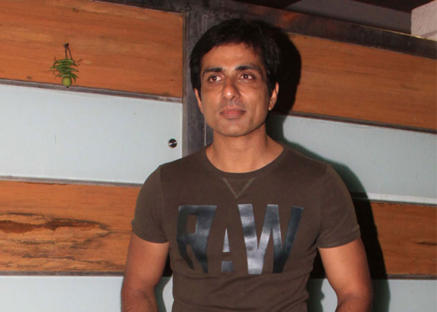 Sonu Sood excited to resume <i>Happy New Year</i> shoot