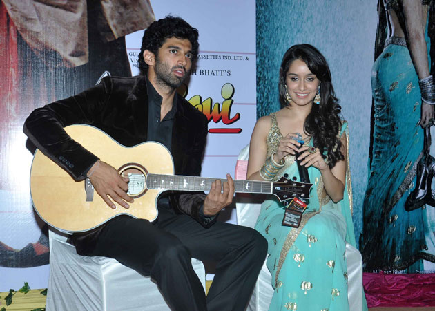 Aditya Roy Kapur: I am not dating Shraddha