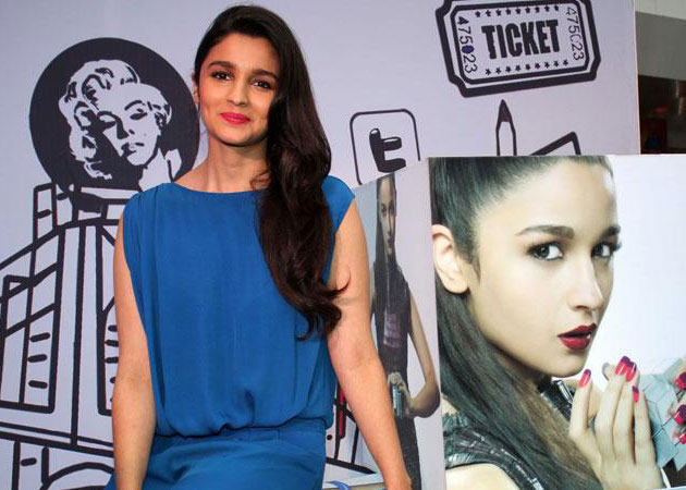 Alia Bhatt nervous about <i>Highway</i> theatrical trailer