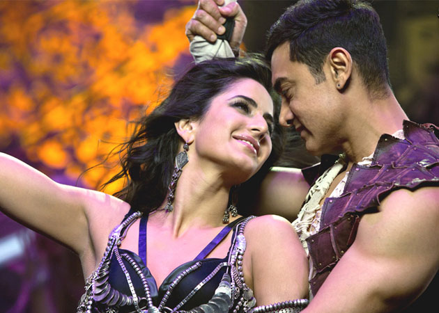 <i>Dhoom: 3</i> zooms into the box office, breaks all opening day records