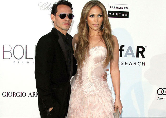 Jennifer Lopez wants her last name restored after divorce