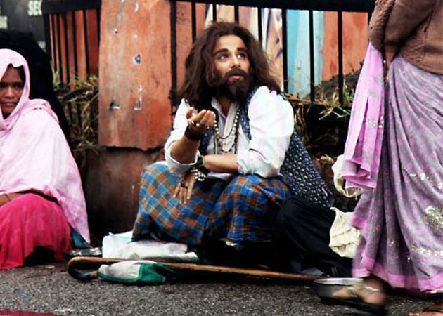 Spot Vidya Balan in the first look of <i>Bobby Jasoos</i>