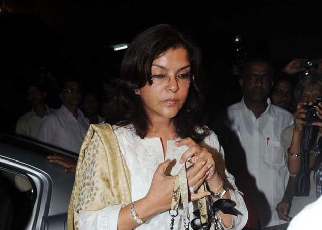 Zeenat Aman stars in a bilingual movie <i>Strings of Passion</i>