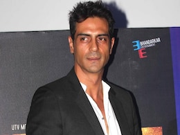 Arjun Rampal allegedly sent legal notice for failing to pay nightclub rent Arjun Rampal allegedly sent legal notice for failing to pay nightclub rent