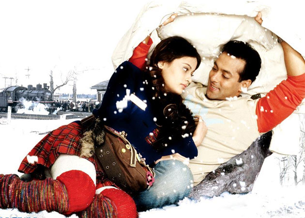  Salman Khan guiding <i>Lucky</i> Sneha Ullal for second innings in Bollywood