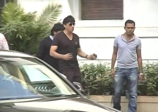 Minor injuries for Shah Rukh Khan while shooting at hotel