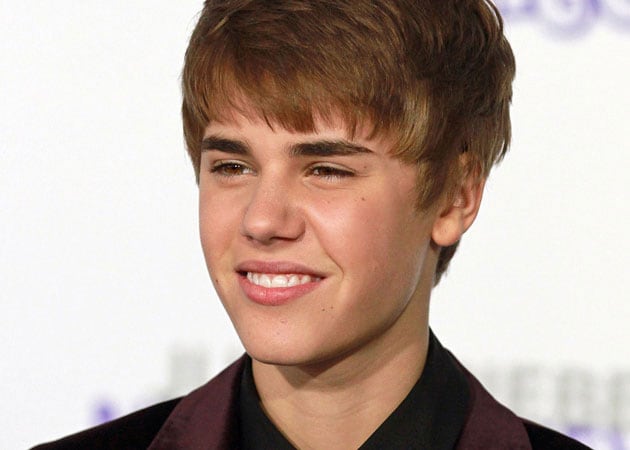 Justin Bieber's jet searched at New York airport