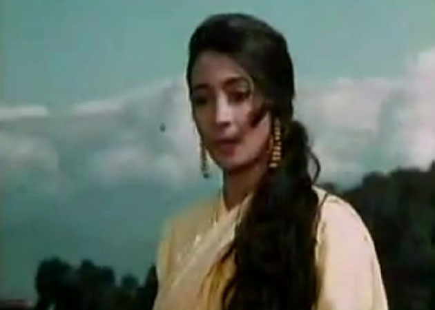 Suchitra Sen's biography <i>Mahanayika</i> launched
