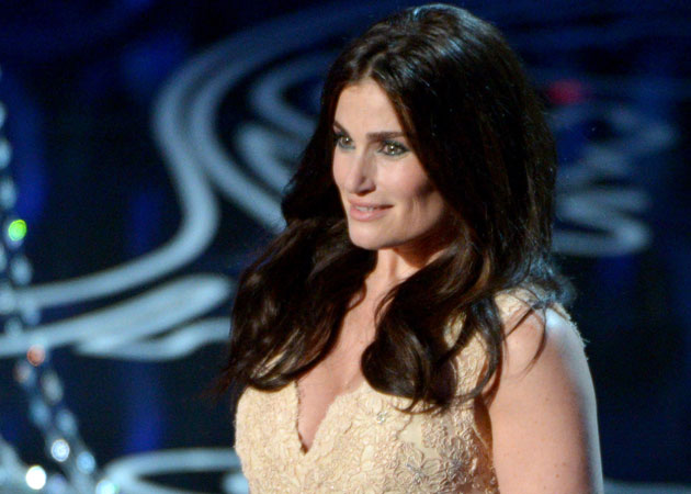 Idina Menzel: John Travolta and I are buddies