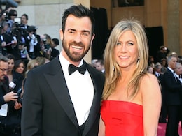 Jennifer Aniston planning island wedding this year? Jennifer Aniston planning island wedding this year?