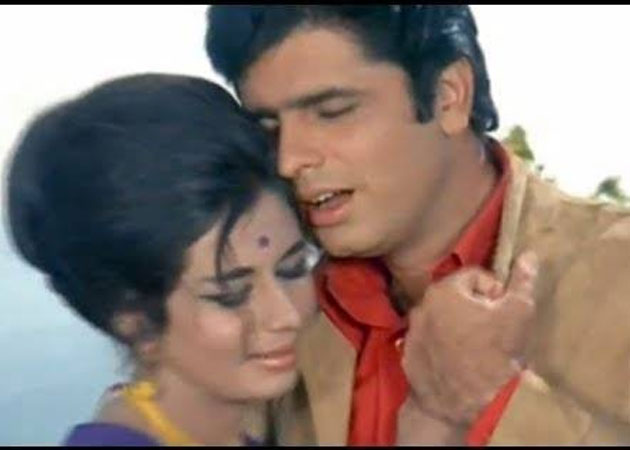 Nanda was fuss-free, no-nonsense: Sanjay Khan