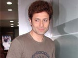Shiney Ahuja to re-enter Bollywood with <i>Welcome Back</i>