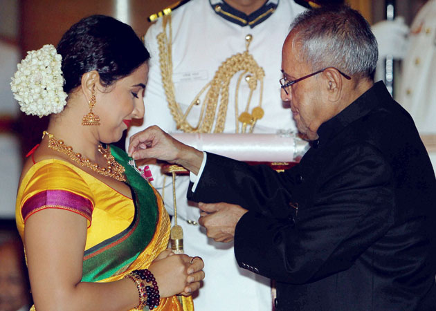 Actors Vidya Balan, Kamal Haasan receive their Padma honours