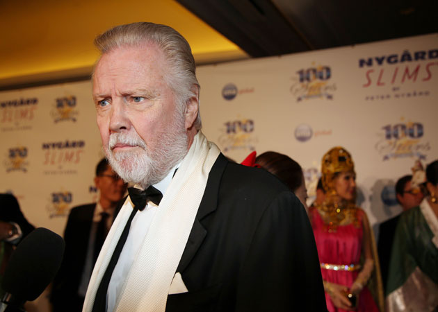 Oscars 2014: Angelina Jolie's dad Jon Voight is a proud Oscar papa