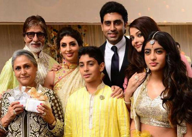 Bachchans, Nandas host special birthday dinner for Jaya