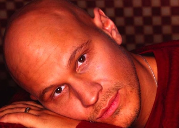 Country singer Kevin Sharp dies at 43