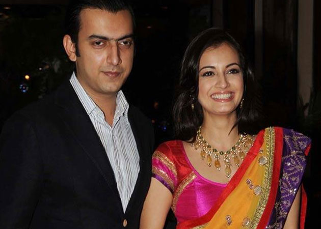 Dia Mirza, Sahil Sangha engaged