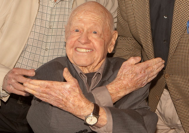 Hollywood star Mickey Rooney dies at 93