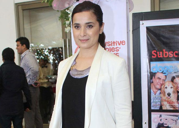 Simone Singh makes comeback on small screen after nine years