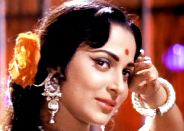 Waheeda Rehman: Directors mind if actress is married, not viewers