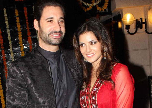 Sunny Leone Gets Diamond Necklace From Husband for Her Birthday