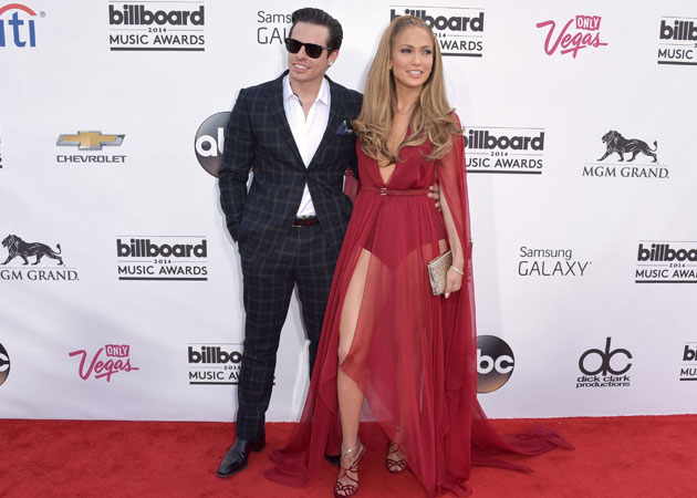 Jennifer Lopez, Casper Smart Split: Sources