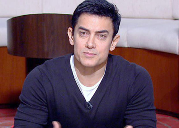 Why Award Show-Shy Aamir Khan Made an Exception for the <i>Parivaar</i>