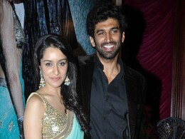 Aditya Roy Kapur Loves Shraddha Kapoor's Voice and Song Aditya Roy Kapur Loves Shraddha Kapoor's Voice and Song