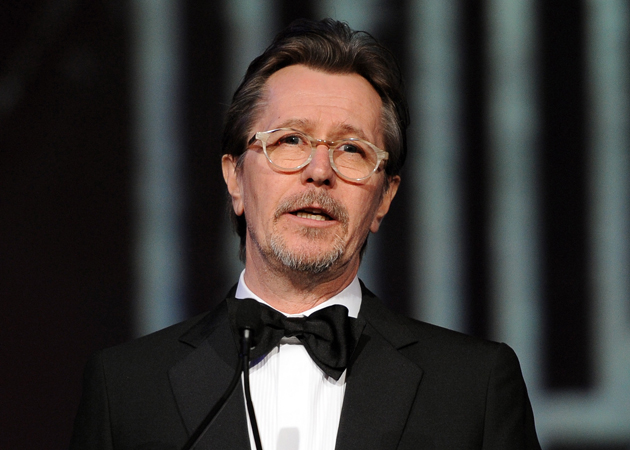 Gary Oldman Apologises For Defending Mel Gibson, Alec Baldwin