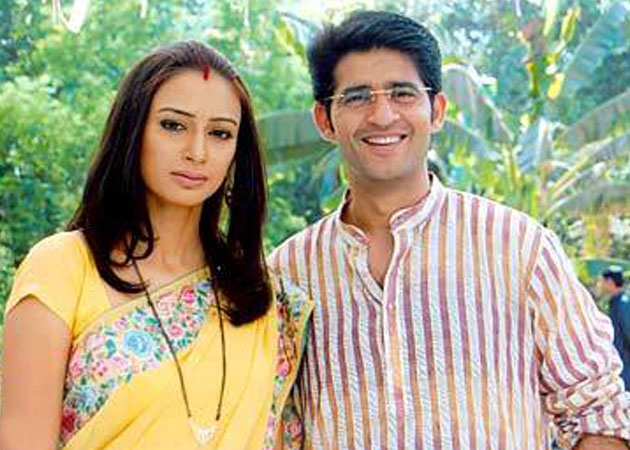 Gauri Pradhan: Hope to Get a Show With Husband Hiten Tejwani Soon