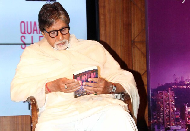 Amitabh Bachchan Unveils Mumbai Cop's Book Amitabh Bachchan Unveils Mumbai Cop's Book