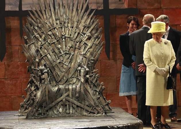 Queen Elizabeth Visits Game Of Thrones Set, Declines to Sit on Iron Throne