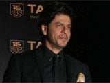 Shah Rukh Khan Can "Read Between The Lines" After Eye Surgery