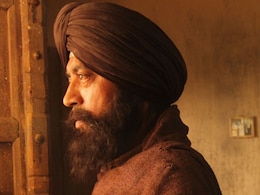 Irrfan Khan wins Best Actor Award at International Film Festival of Queensland Irrfan Khan wins Best Actor Award at International Film Festival of Queensland
