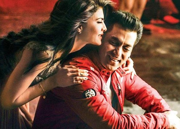 Salman Khan's Rare Intimate Moment With Jacqueline Fernandez in Kick