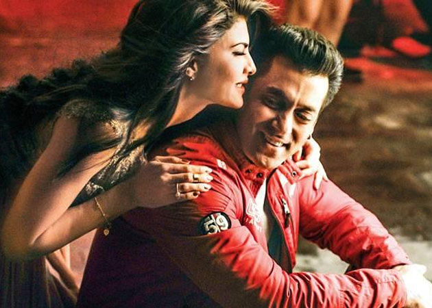 Salman Khan's Rare Intimate Moment With Jacqueline Fernandez in <i>Kick</i>