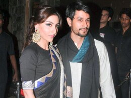 Love in Paris: Soha Ali Khan, Kunal Khemmu Are Engaged Love in Paris: Soha Ali Khan, Kunal Khemmu Are Engaged