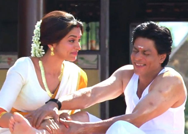 <i>Chennai Express</i> Completes a Year, Shah Rukh Khan Thanks Team