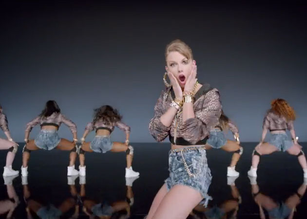 Taylor Swift <i>Shakes Off</i> Country Music, Goes Pop
