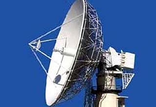 One-time fee for extra spectrum considered: Telecom secretary