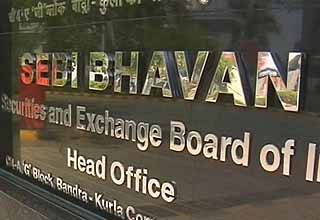 SC pulls up SEBI for leaking Sahara Group's proposal to media